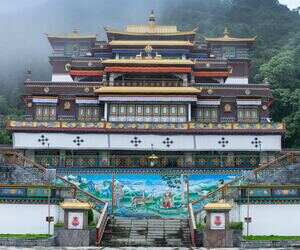 Pal Karma Zurmang Shedup Chokhor Ling Lingdum Monastery (Ranka Monastery)